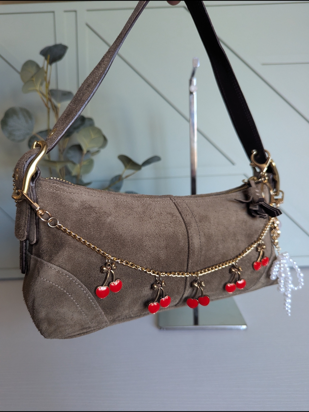 vintage Coach Hamptons Demi Suede Baguette Bag - Picture 8 of 13